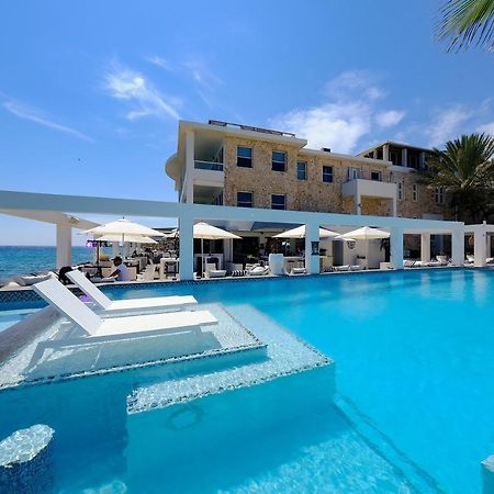 Saint Tropez Boutique Hotel Willemstad Bagian luar foto