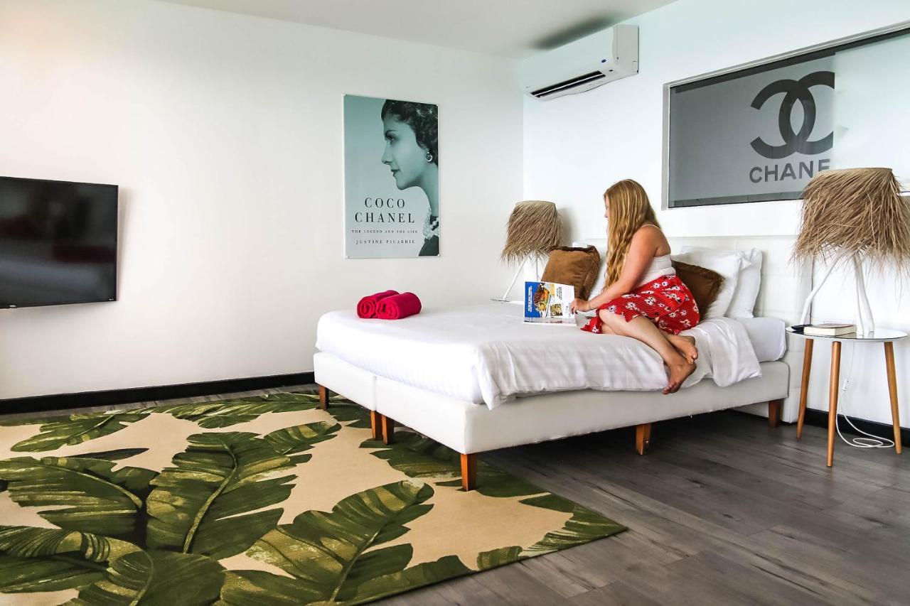 Saint Tropez Boutique Hotel Willemstad Bagian luar foto