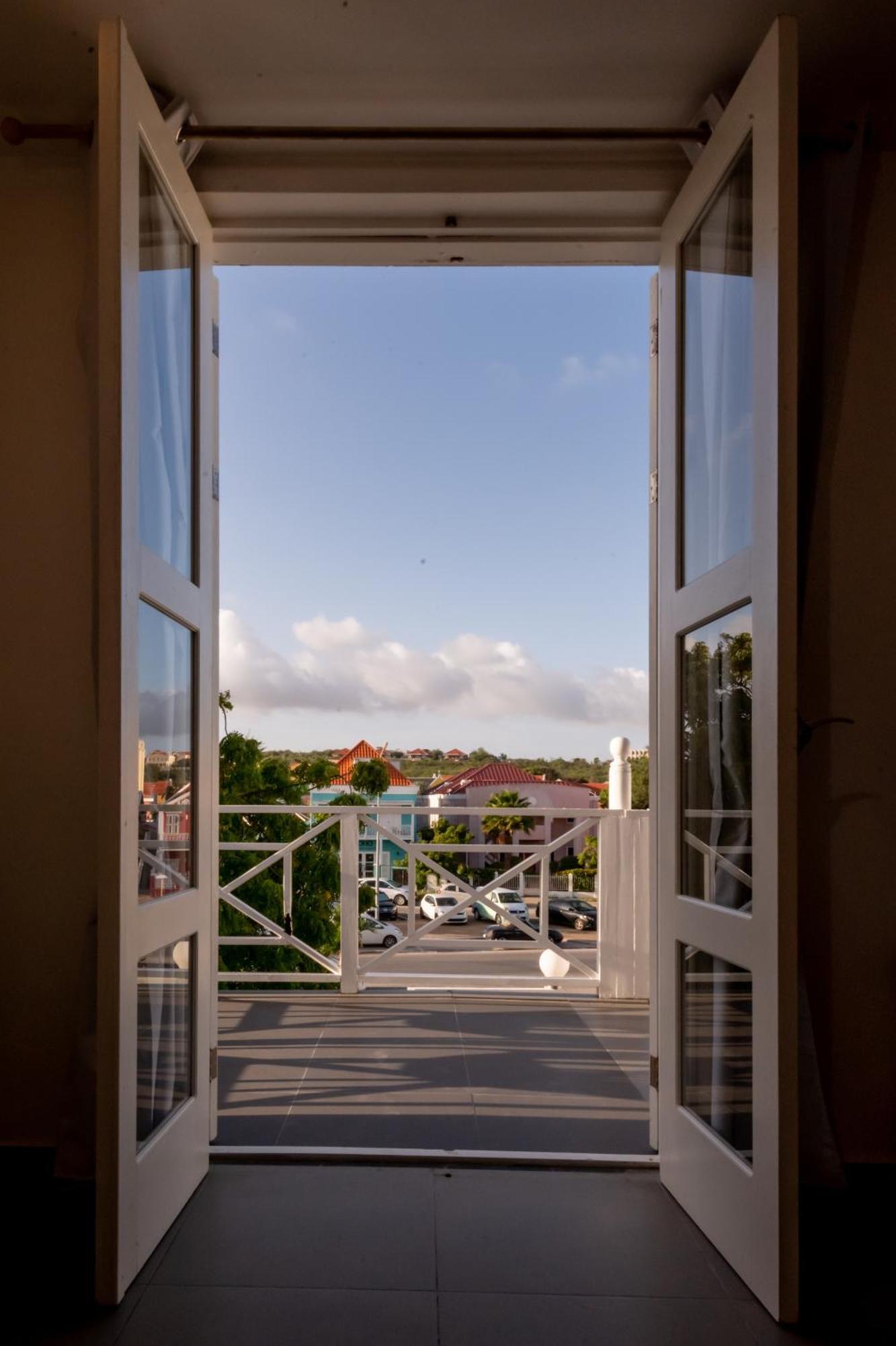 Saint Tropez Boutique Hotel Willemstad Ruang foto