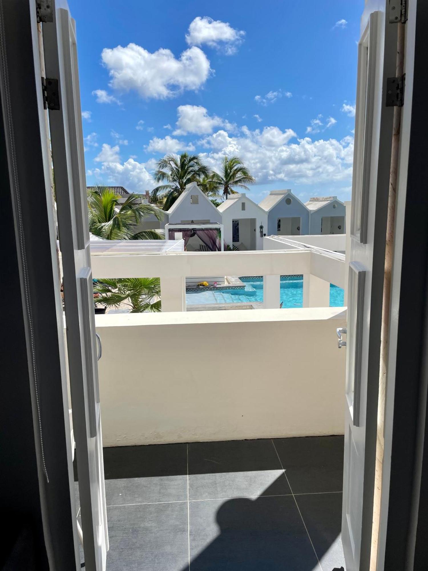 Saint Tropez Boutique Hotel Willemstad Ruang foto